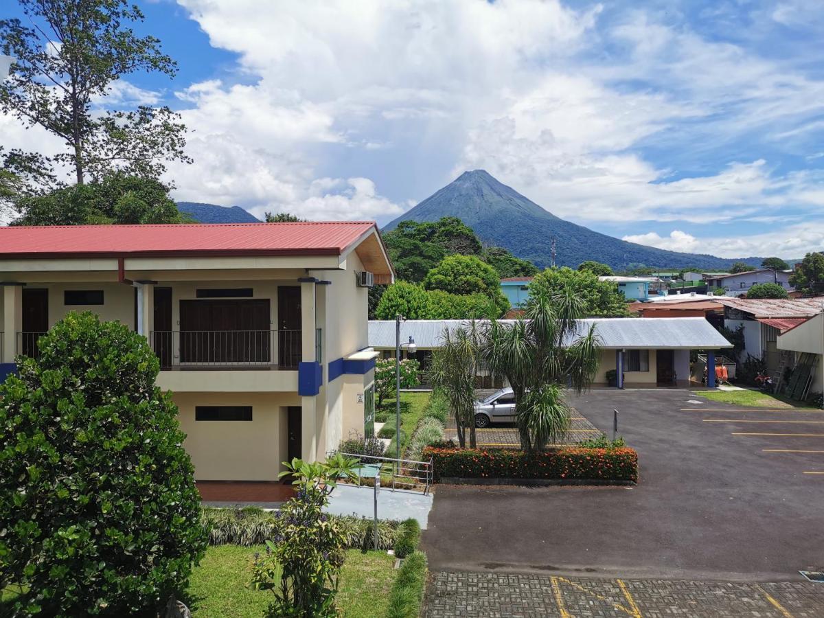 Hotel Monte Real La Fortuna Bagian luar foto