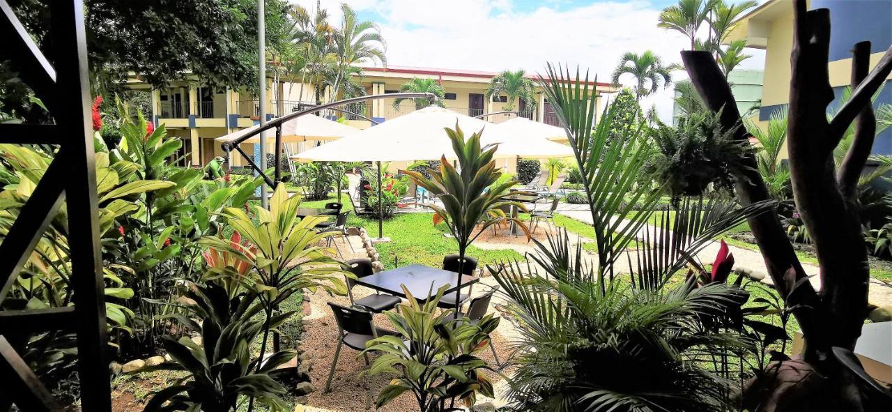Hotel Monte Real La Fortuna Bagian luar foto