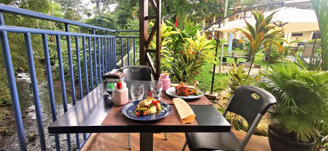 Hotel Monte Real La Fortuna Bagian luar foto