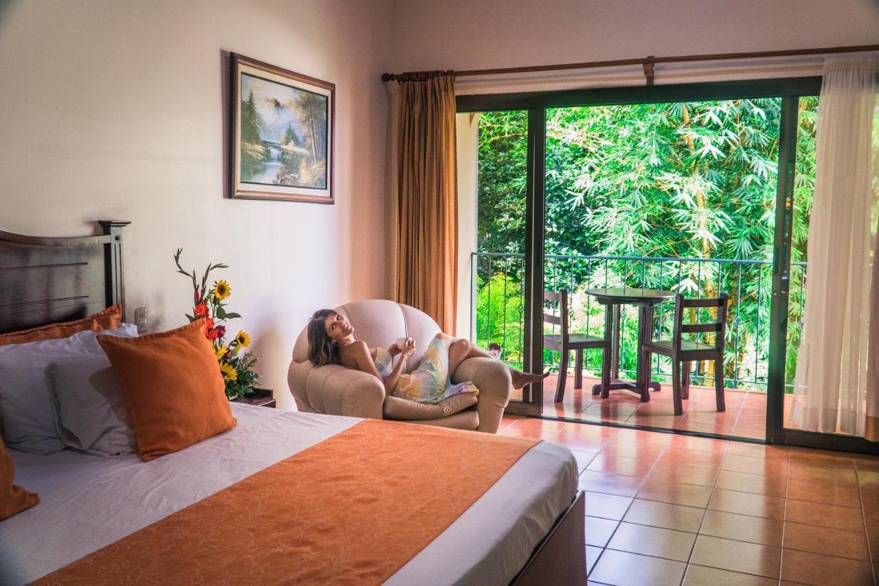 Hotel Monte Real La Fortuna Bagian luar foto