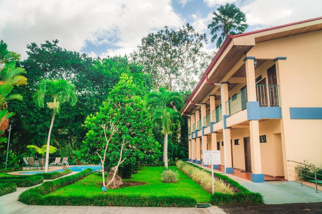 Hotel Monte Real La Fortuna Bagian luar foto